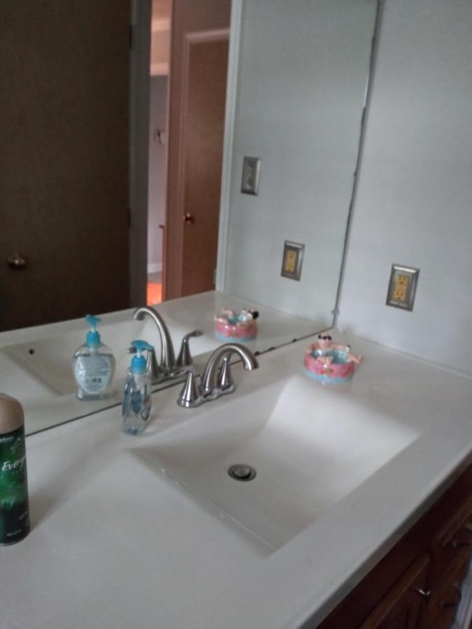 Caribbean Comfort Zone Chesterfield 외부 사진